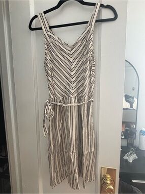 Women’s Striped Cream Sleeveless Midi Dress size XS